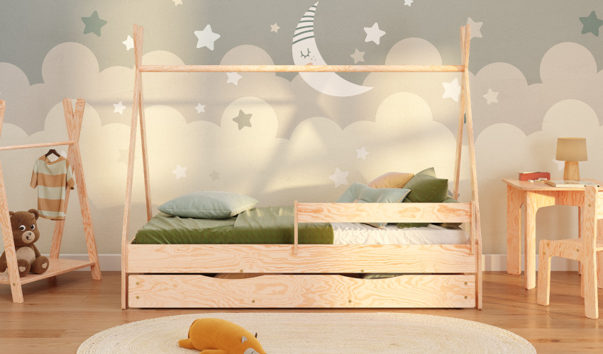 Drewniane łóżko domek w stylu TIPI z szufladą wykonane ze sklejki sosnowej w kolorze naturalnego drewna